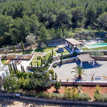 Beautiful 5 Star With Stunning Views, Ibiza 1016 * Santa Eulària des Riu