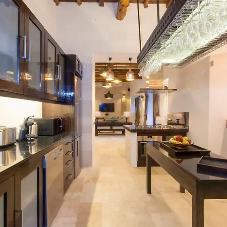 Beautiful 5 Star With Stunning Views, Ibiza 1016 * Santa Eularia des Riu