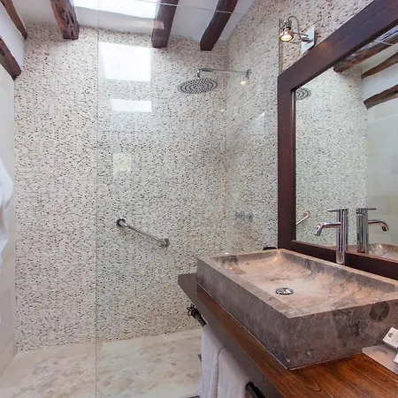 Beautiful 5 Star With Stunning Views, Ibiza 1016 Villa