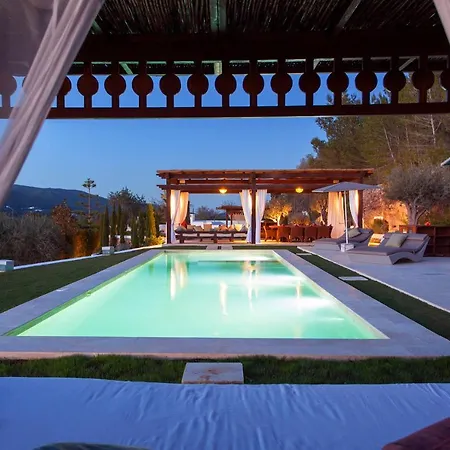 Beautiful 5 Star With Stunning Views, Ibiza 1016 Villa